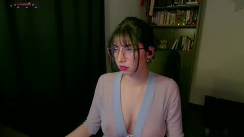 Snapshot of sunflower_uwu chatting on July 22, 2026, 2:03 am violetta online show from July 22, 2026, 2:03 am
