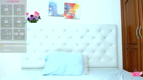 Victoria online show from December 17, 2025, 8:26 pm