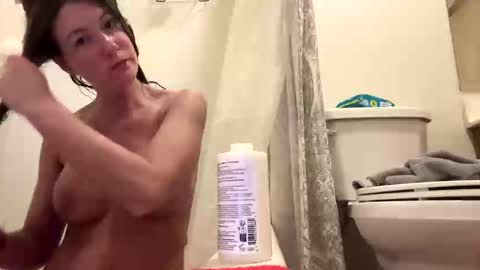 sunnbabe92485 online show from December 1, 2025, 1:21 am