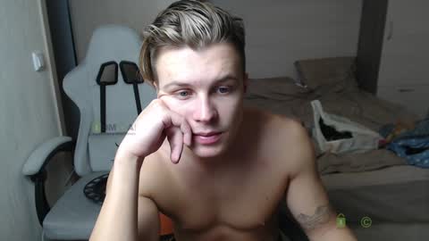 Alice and Sergey online show from February 2, 2025, 9:23 pm