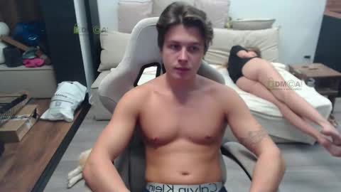 Alice and Sergey online show from November 7, 2025, 7:36 pm