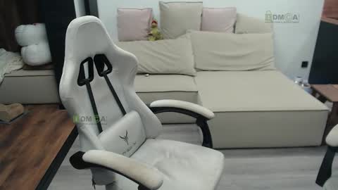 Alice and Sergey online show from November 16, 2025, 2:11 pm