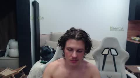 Alice and Sergey online show from March 20, 2026, 8:14 pm