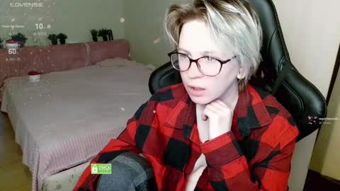 Snapshot of sunny_mood chatting on May 1, 2026, 6:29 am sunny mood online show from May 1, 2026, 6:29 am