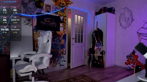 Sunny online show from December 17, 2024, 7:15 pm