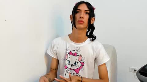 Sunny online show from January 6, 2026, 8:23 pm