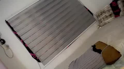 sunny_sexie online show from July 15, 2026, 5:02 am
