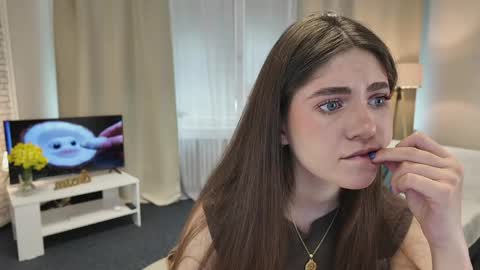 Ivanna online show from June 4, 2026, 1:39 pm