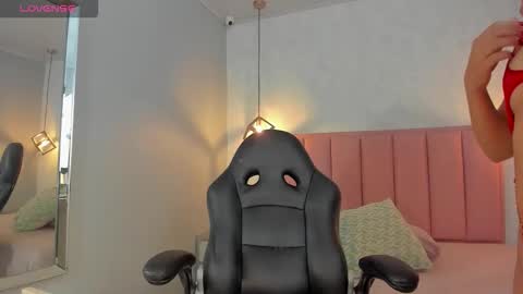  S U N N Y online show from March 3, 2026, 12:33 pm