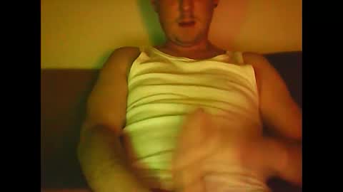 sunnygun0 online show from February 8, 2025, 6:44 pm