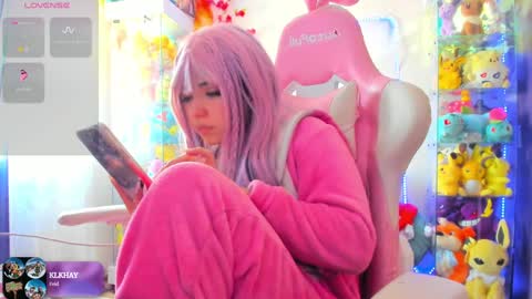     RAVENCLAU GIRL  online show from January 22, 2025, 5:17 pm