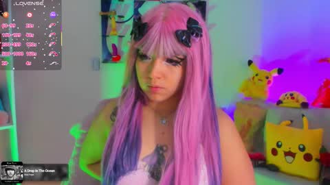     RAVENCLAU GIRL  online show from September 17, 2025, 12:18 pm