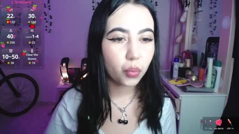 Snapshot of sunset_pienk chatting on February 5, 2026, 2:27 am Sunset online show from February 5, 2026, 2:27 am