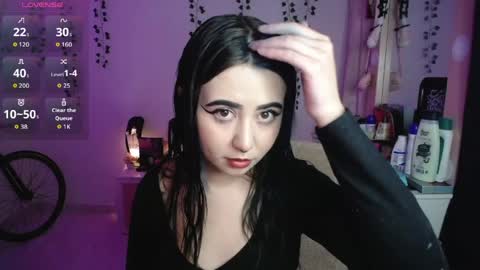 Snapshot of sunset_pienk chatting on April 8, 2026, 6:02 am Sunset online show from April 8, 2026, 6:02 am