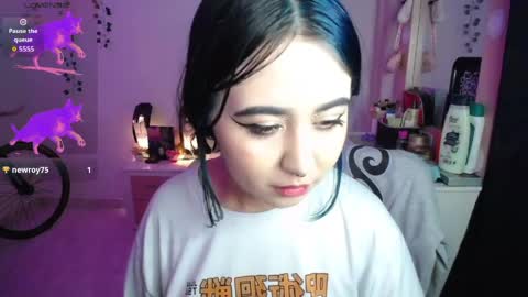 Snapshot of sunset_pienk chatting on April 11, 2026, 7:45 am Sunset online show from April 11, 2026, 7:45 am