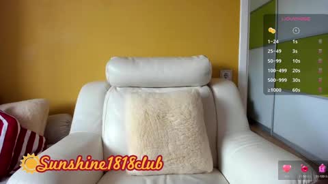 Snapshot of sunshine1818club chatting on March 11, 2025, 7:15 am Angela Sunshine1818club online show from March 11, 2025, 7:15 am