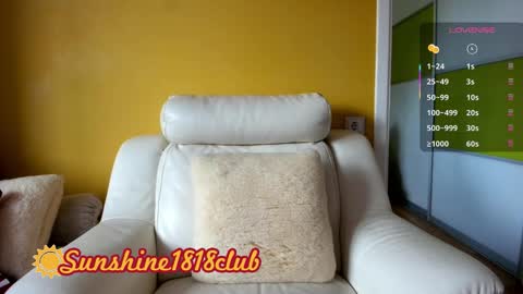 Snapshot of sunshine1818club chatting on September 22, 2025, 6:37 am Angela Sunshine1818club online show from September 22, 2025, 6:37 am