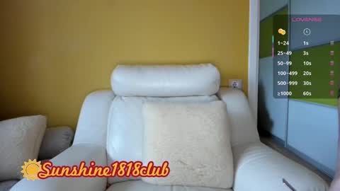 Snapshot of sunshine1818club chatting on October 18, 2025, 6:16 am Angela Sunshine1818club online show from October 18, 2025, 6:16 am