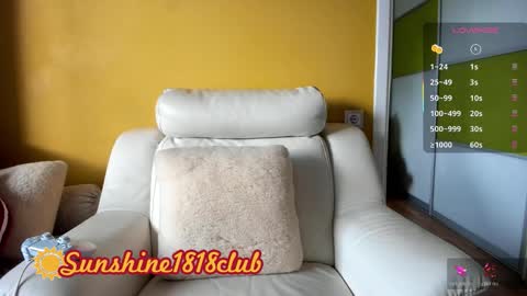 Snapshot of sunshine1818club chatting on November 18, 2025, 7:35 am Angela Sunshine1818club online show from November 18, 2025, 7:35 am