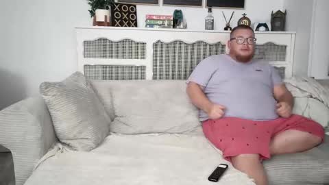 Snapshot of sunshine_diddy chatting on March 8, 2025, 9:29 pm Ava online show from March 8, 2025, 9:29 pm