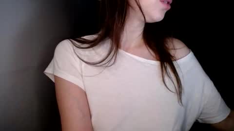 Snapshot of sunshine_in_your_life chatting on December 15, 2025, 7:40 pm sunshine_in_your_life online show from December 15, 2025, 7:40 pm