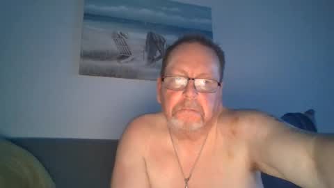 Sunspotbaby online show from July 28, 2026, 7:39 pm