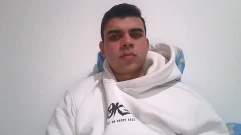 sunxmoonx online show from December 14, 2025, 6:56 pm