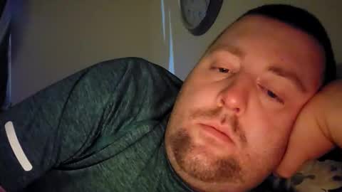 FORMYLOVE online show from November 26, 2025, 7:59 pm