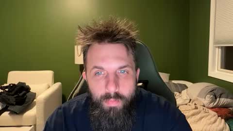 Snapshot of supbroitsmatt chatting on December 19, 2025, 11:01 pm Matt online show from December 19, 2025, 11:01 pm