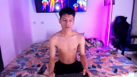 Snapshot of super_boys2 chatting on November 29, 2025, 11:13 am ALEX online show from November 29, 2025, 11:13 am