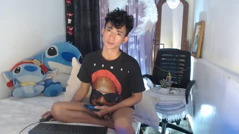 Snapshot of superasian143xx chatting on February 23, 2025, 9:11 am GAY online show from February 23, 2025, 9:11 am