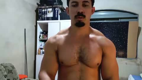 Snapshot of superbigmr chatting on July 8, 2026, 3:33 am james online show from July 8, 2026, 3:33 am