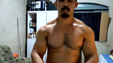 Snapshot of superbigmr chatting on August 5, 2026, 1:41 am james online show from August 5, 2026, 1:41 am