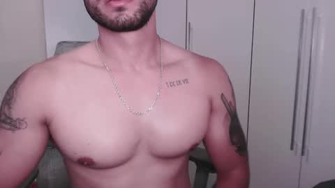 Snapshot of superboyg chatting on December 1, 2025, 12:37 am superboyg online show from December 1, 2025, 12:37 am