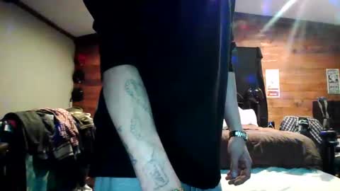 Snapshot of superd512 chatting on December 6, 2024, 10:16 am Guero Cash online show from December 6, 2024, 10:16 am