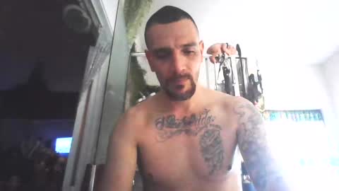 Snapshot of superd512 chatting on January 22, 2025, 11:21 pm Guero Cash online show from January 22, 2025, 11:21 pm