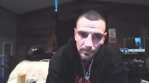 Snapshot of superd512 chatting on January 31, 2025, 3:30 am Guero Cash online show from January 31, 2025, 3:30 am