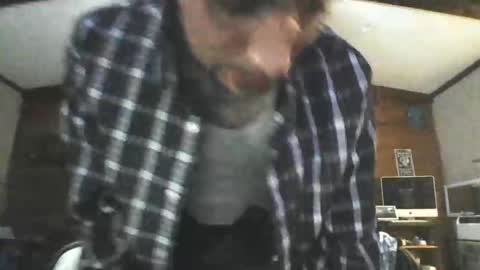 Snapshot of superd512 chatting on February 18, 2025, 2:49 am Guero Cash online show from February 18, 2025, 2:49 am