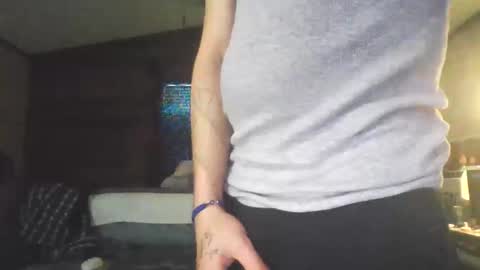 Snapshot of superd512 chatting on February 18, 2025, 8:25 pm Guero Cash online show from February 18, 2025, 8:25 pm