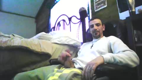 Snapshot of superd512 chatting on March 5, 2025, 3:29 pm Guero Cash online show from March 5, 2025, 3:29 pm