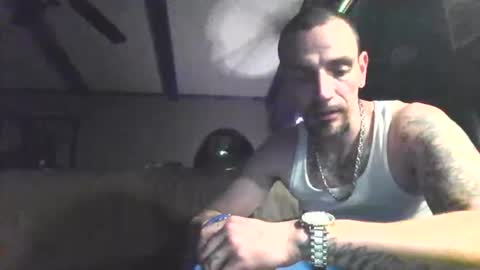 Snapshot of superd512 chatting on March 9, 2025, 4:16 am Guero Cash online show from March 9, 2025, 4:16 am