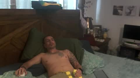 Snapshot of superd512 chatting on October 30, 2025, 3:46 pm Guero Cash online show from October 30, 2025, 3:46 pm