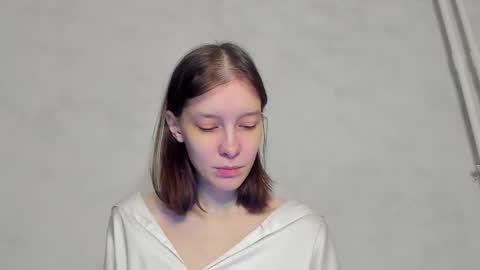 Una online show from February 27, 2026, 1:05 am