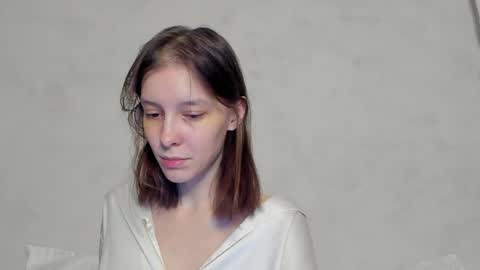 Snapshot of superior_cat chatting on April 6, 2026, 8:32 pm Una online show from April 6, 2026, 8:32 pm