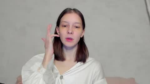 Snapshot of superior_cat chatting on April 23, 2026, 10:12 pm Una online show from April 23, 2026, 10:12 pm
