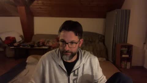 supersquirrel81 online show from November 18, 2025, 9:30 pm