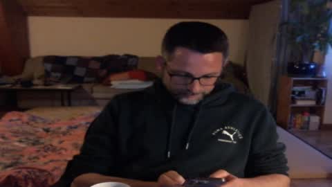 Snapshot of supersquirrel81 chatting on May 6, 2026, 6:46 pm supersquirrel81 online show from May 6, 2026, 6:46 pm