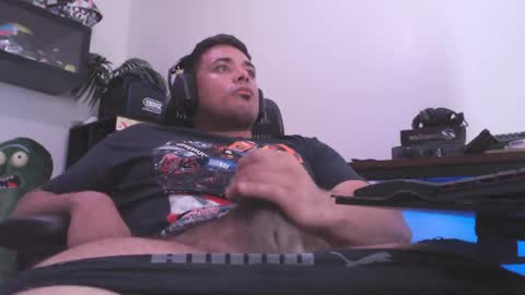 Snapshot of supertoaster69 chatting on April 1, 2026, 2:36 pm supertoaster69 online show from April 1, 2026, 2:36 pm