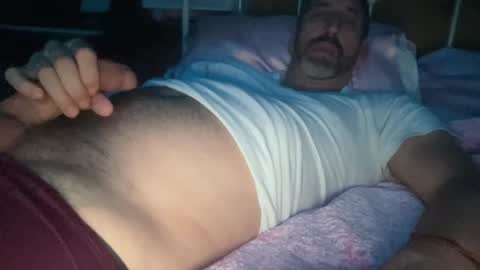 SurfGuy82 online show from September 19, 2025, 4:36 am