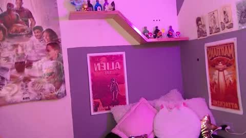 Snapshot of susan_bluee chatting on December 14, 2025, 7:29 pm Susan online show from December 14, 2025, 7:29 pm